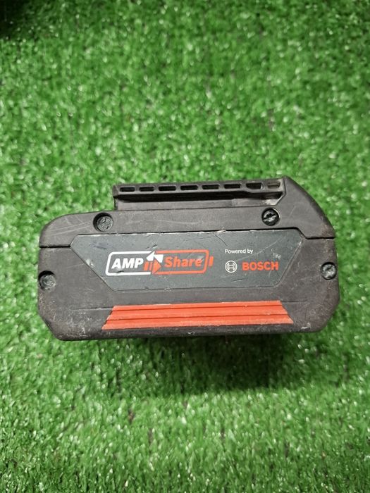 Безчетков перфоратор на Bosch GBH 18V-26 F