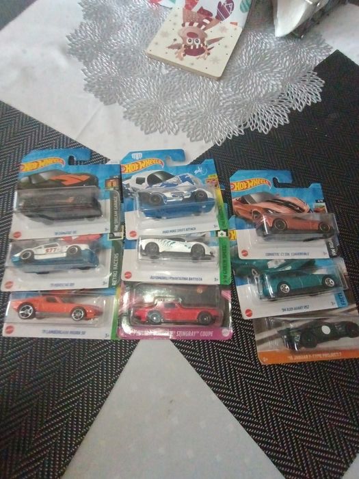 Hot wheels колички