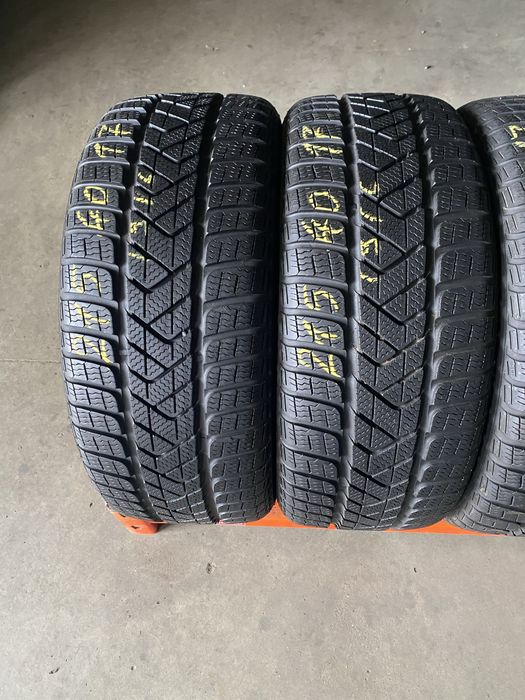 Anvelope iarna 215/40/17 Pirelli Sottozero 3 215 40 17 R17