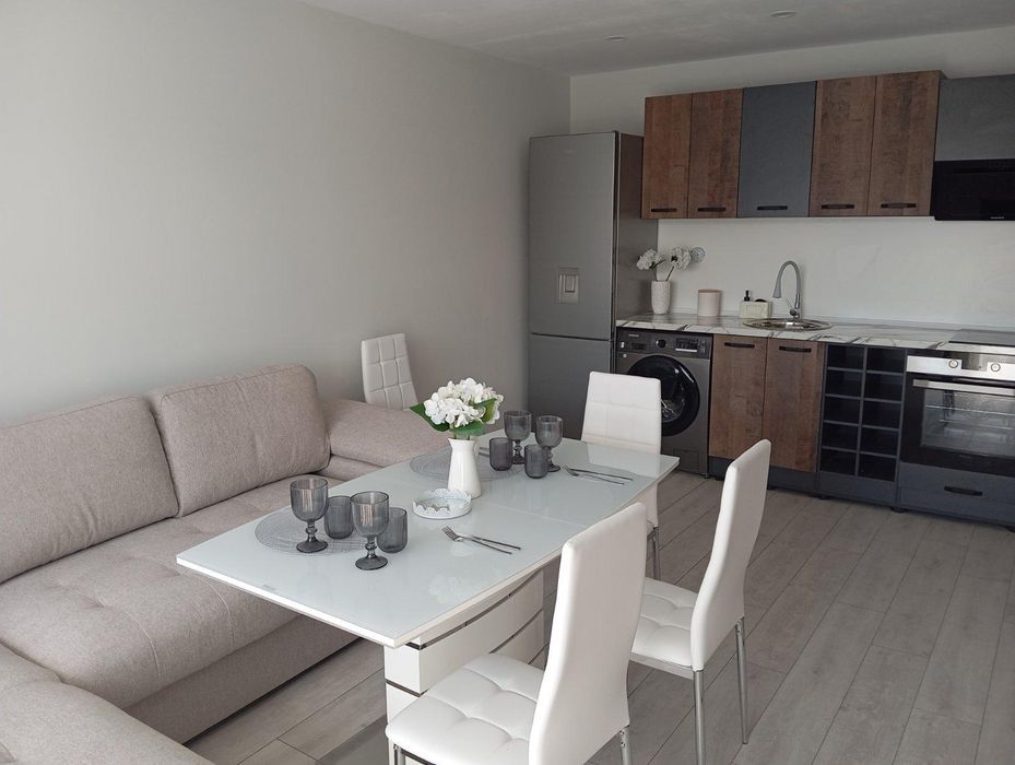 Продава се Тристаен апартамент в София, 7-ми 11-ти километър - 62 кв.м за 2420 €/кв.м - Снимка #1