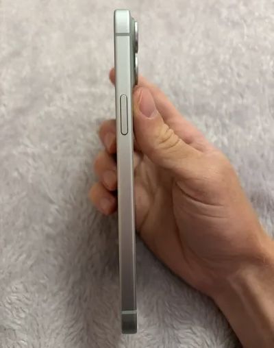 Iphone 15 green 128gb 91% батерия