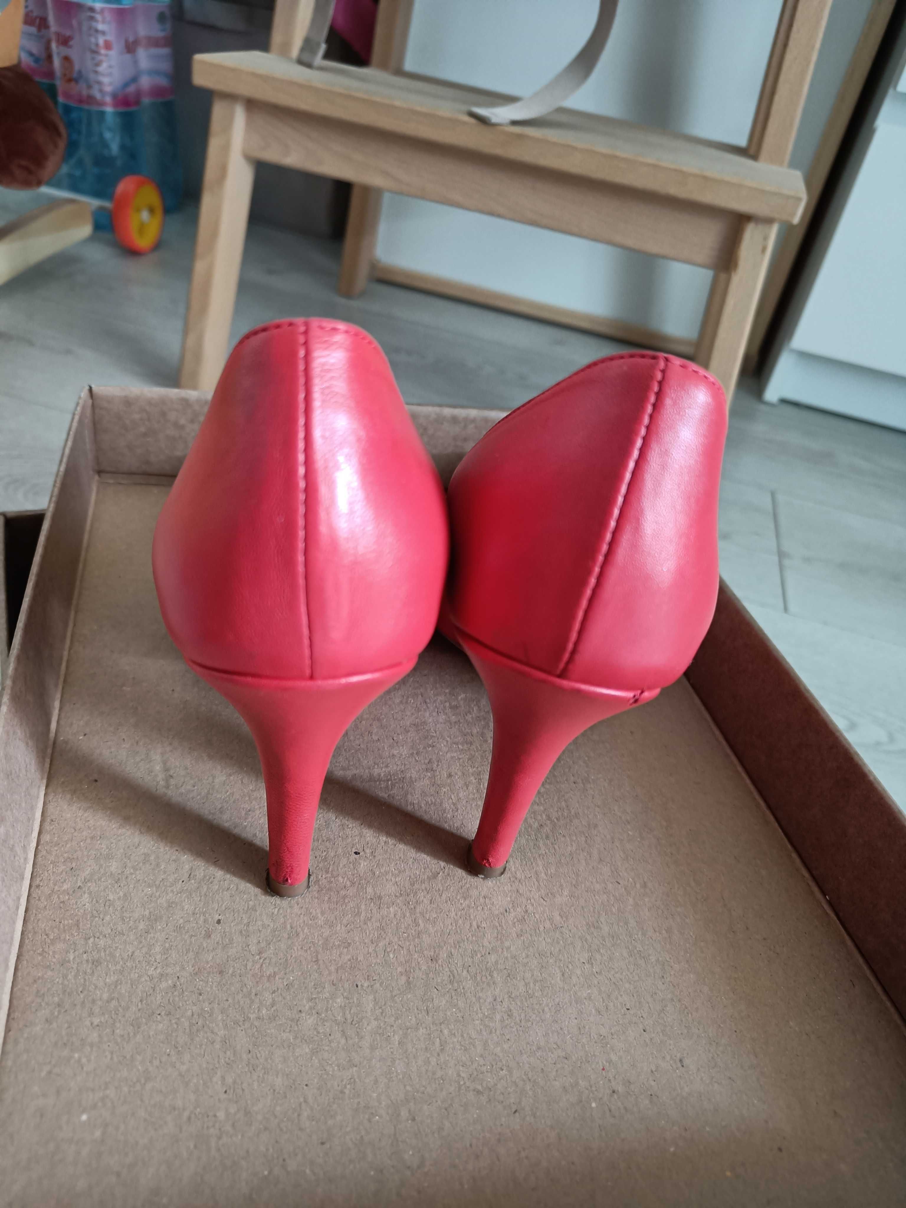 Pantofi piele rosii, nr. 38