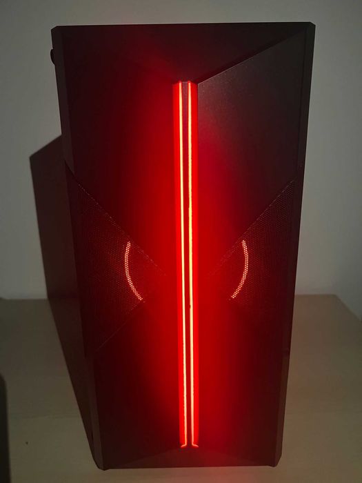 MEGA OFERTA!! Vand PC Gaming + monitor + boxe + webcam