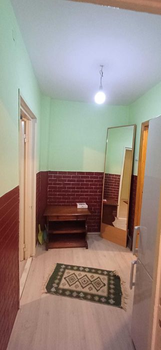 Inchiriez apartament