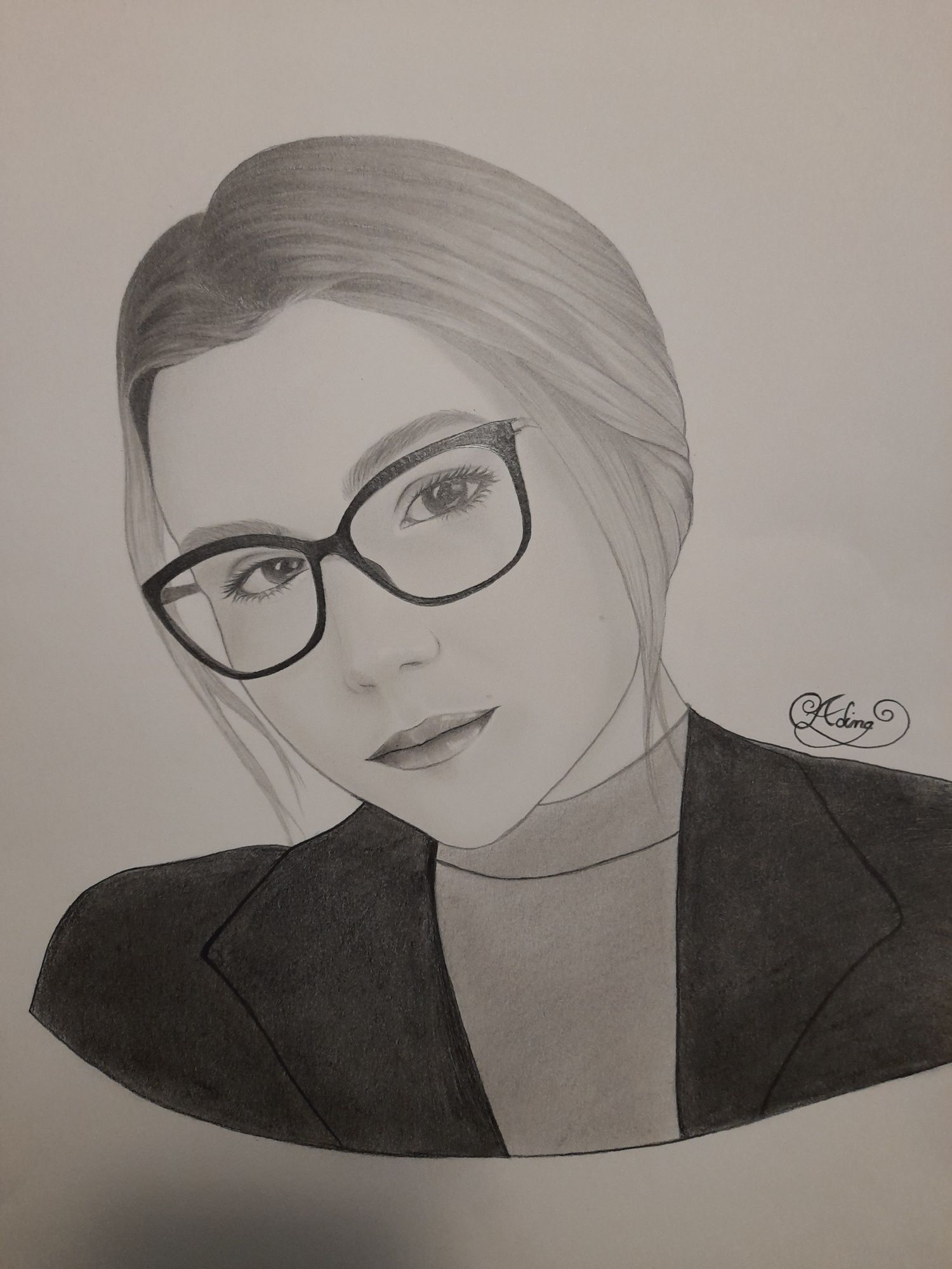Portrete în creion