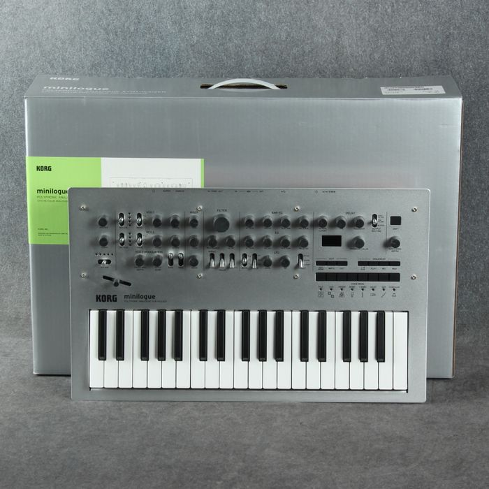 Korg Minilogue синтезатор