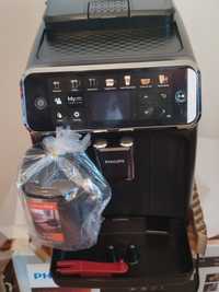 Espressor automat Philips Seria 5400