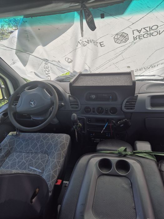 Vând sau dezmembrez Mercedes Spriter 316 CDI mot 2.7 disel
