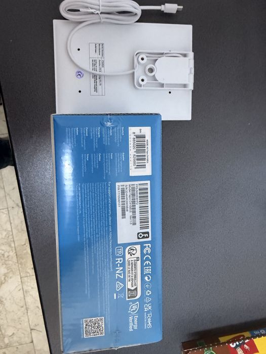 Kit camera tapo c410 4k cu acumulator + panou solar noi sigilate