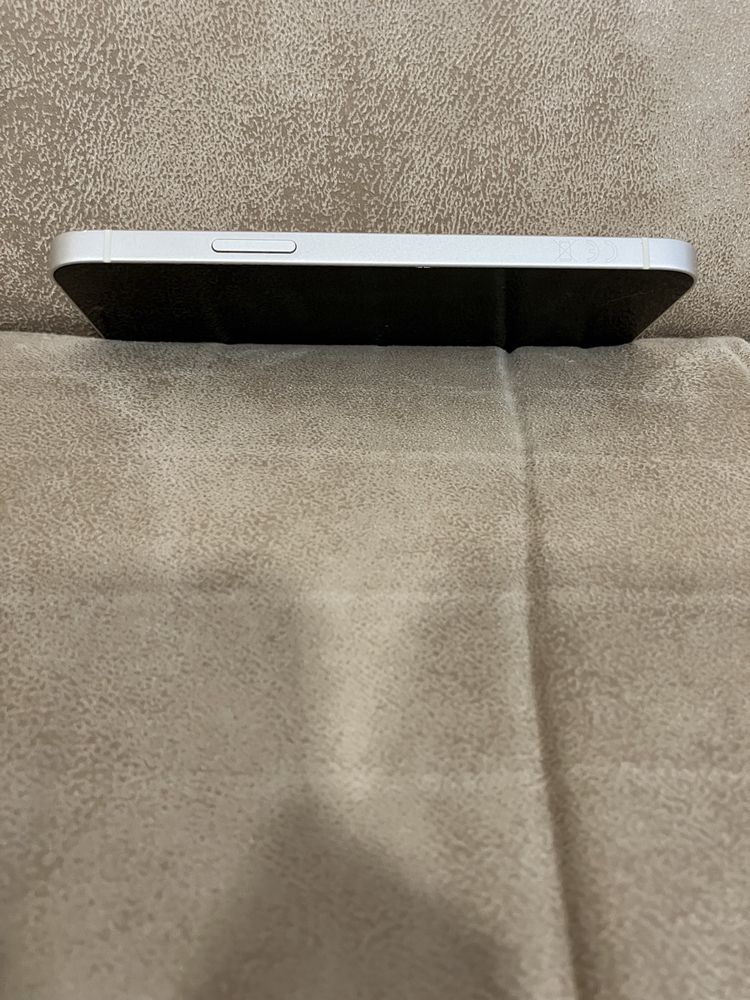 Iphone 12 128GB 80% Battery Health