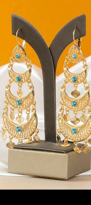 Мелециска стомана колие и обеци