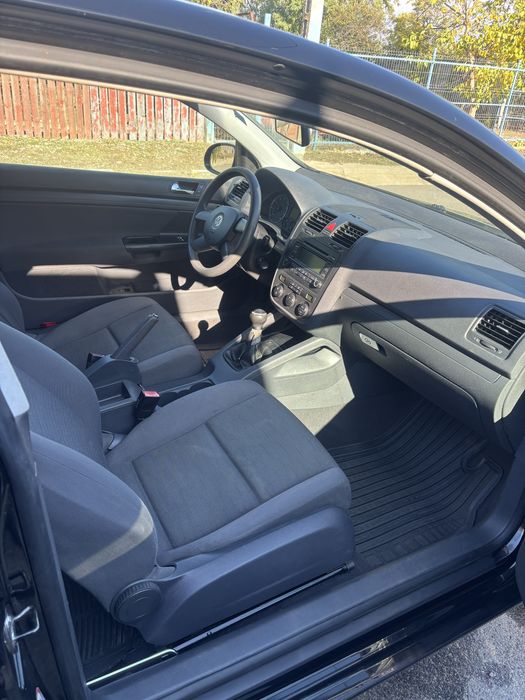 Vând/Schimb Golf 5 1.4mpi an 2005