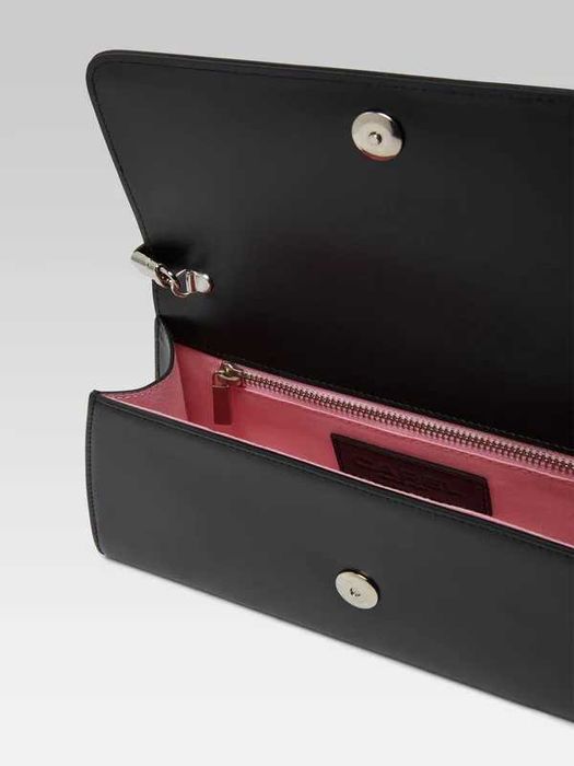 Дизайнерска чанта от естествена кожа на френския беанд Carel