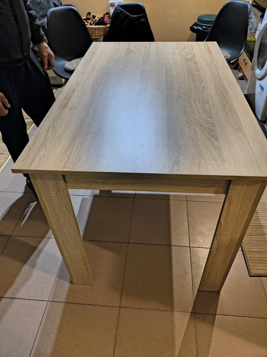 Трапезна маса за кухня ,хол.