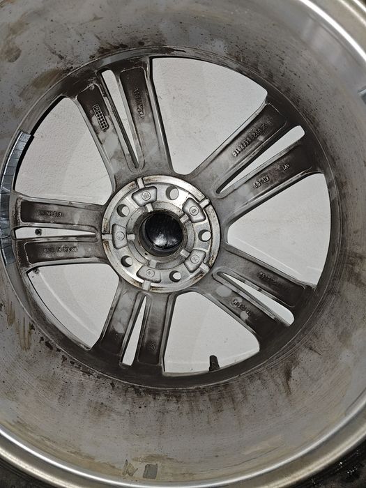 Doua seturi JANTE VW TIGUAN MK 2