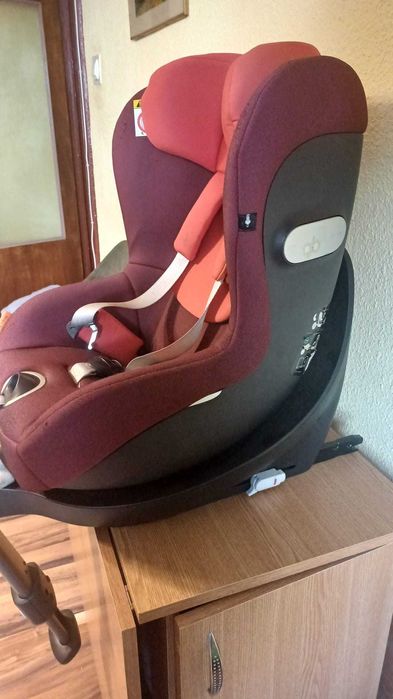 Scaun auto pentru copil cu prindere isofix si picior de stabilizare