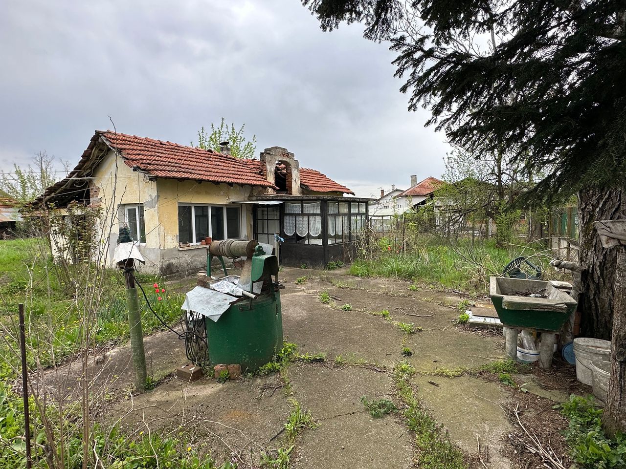 Продава се Къща в Криводол - 100 кв.м за 128 €/кв.м - Снимка #2