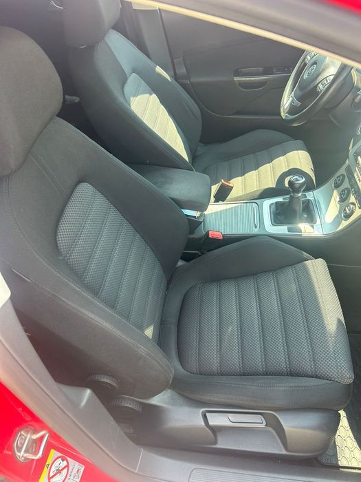 Vând Passat b6 break