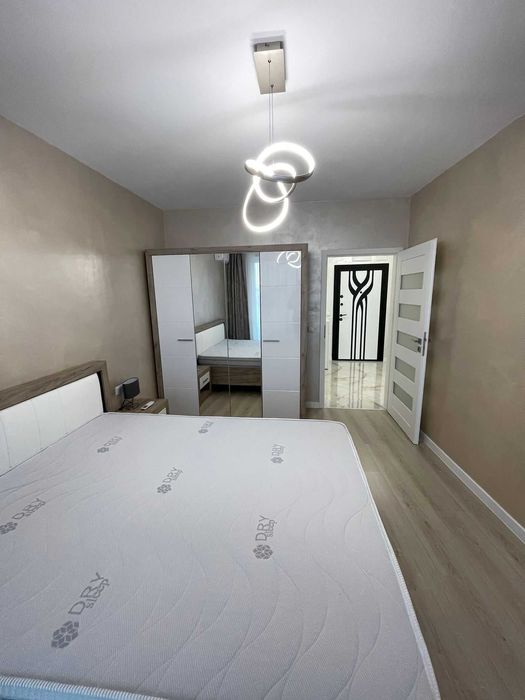 Продава се Двустаен апартамент в Варна, Цветен квартал - 74 кв.м за 3514 €/кв.м - Снимка #7