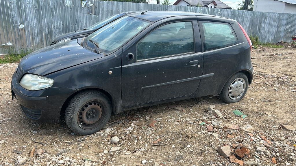 Aripa Fiat Punto 2005