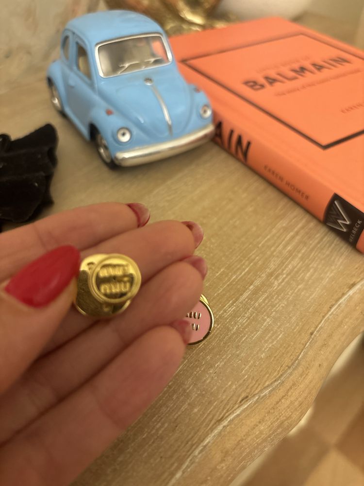 Красиви дамски обици Miu Miu,нови