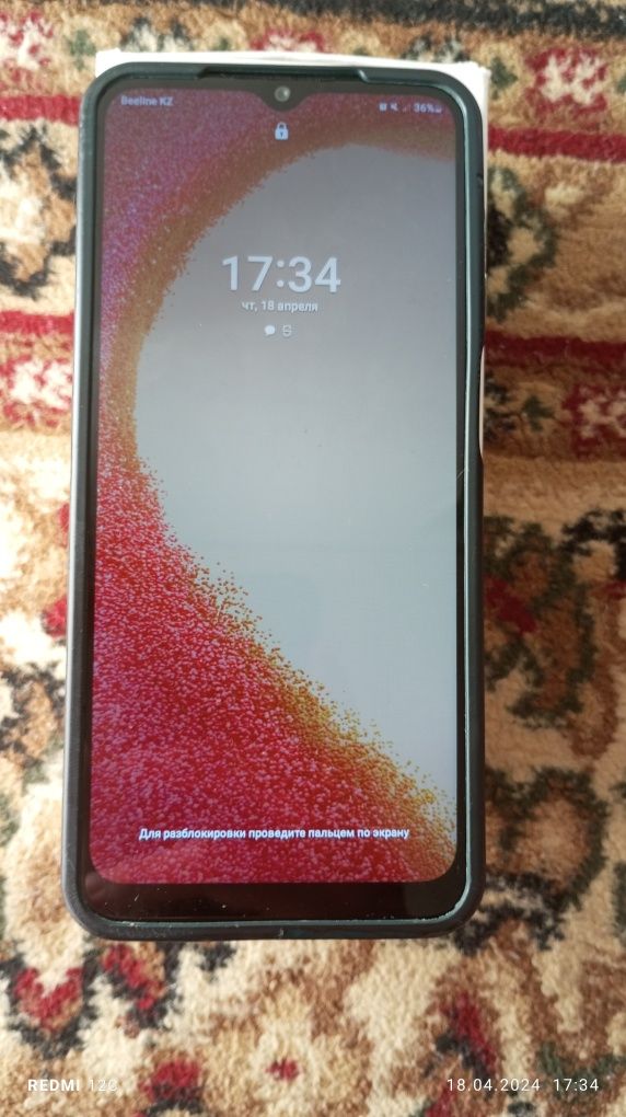 Samsung a04e телефон