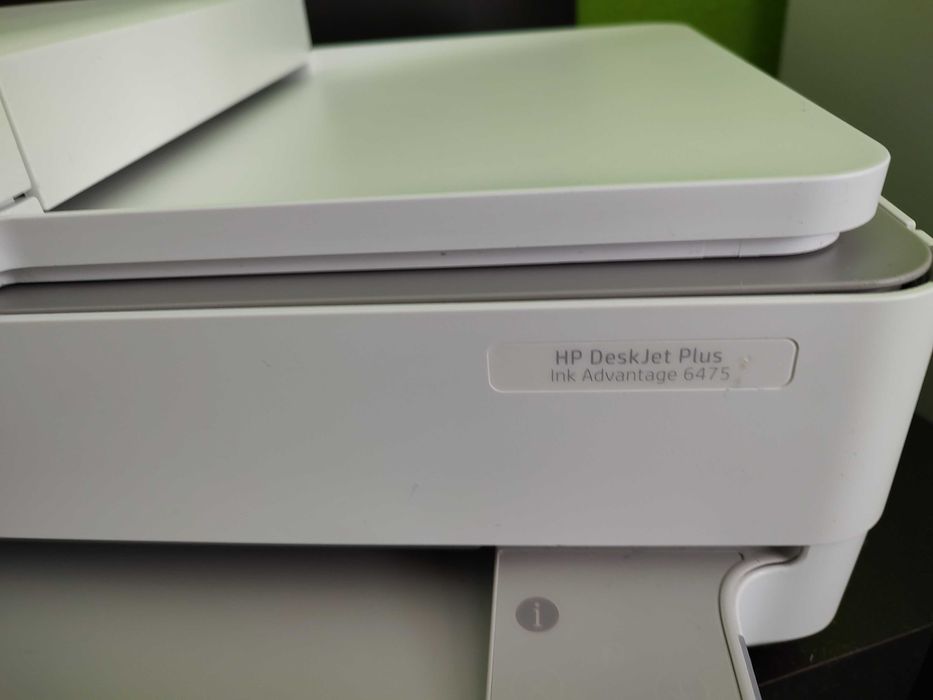 Купен 250лв Мастиленоструен цветен принтер HP Deskjet Plus скенр копир