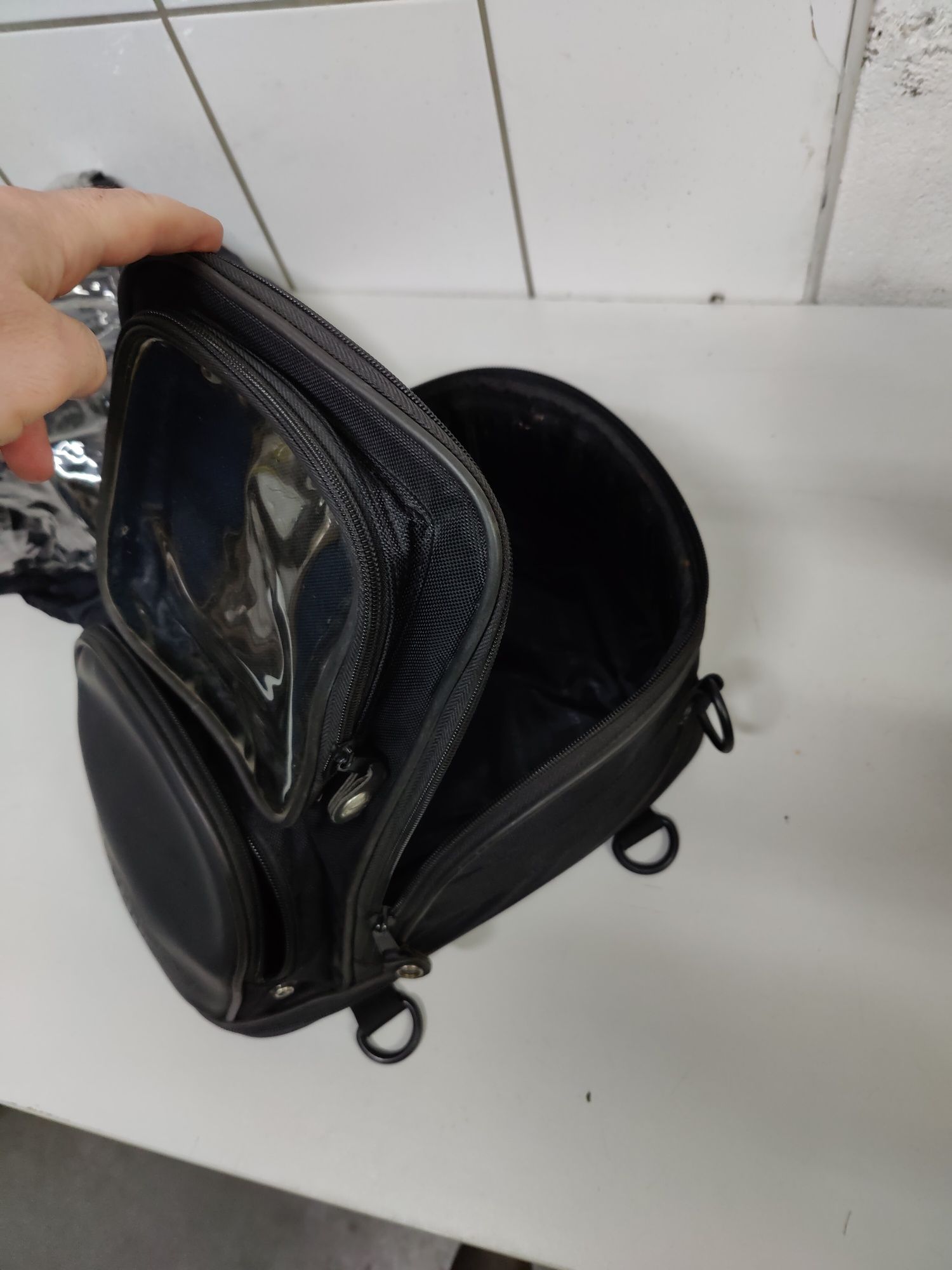 Geanta moto tankbag