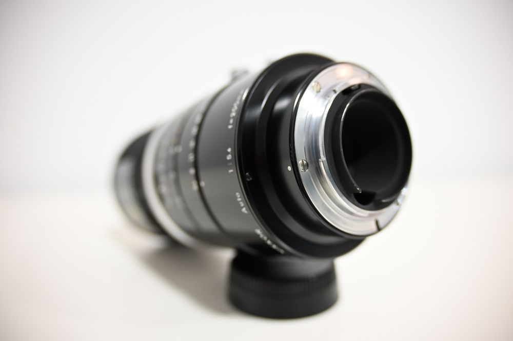 Nikon 200 F5.6 Macro + 6 adaptoare macro + 4 Filtre 52mm