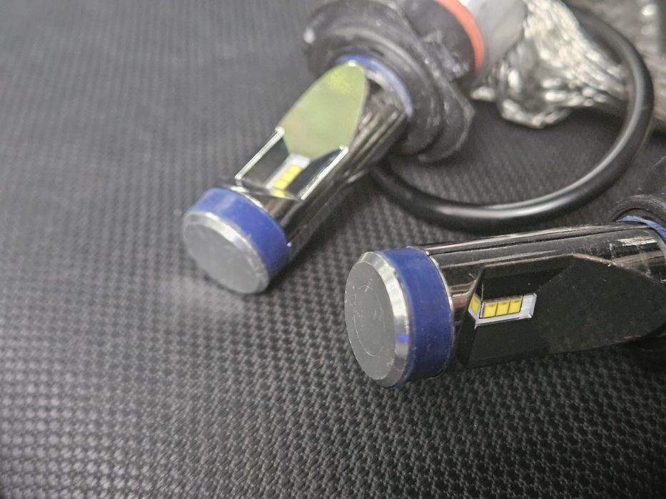 Becuri LED H7 becuri