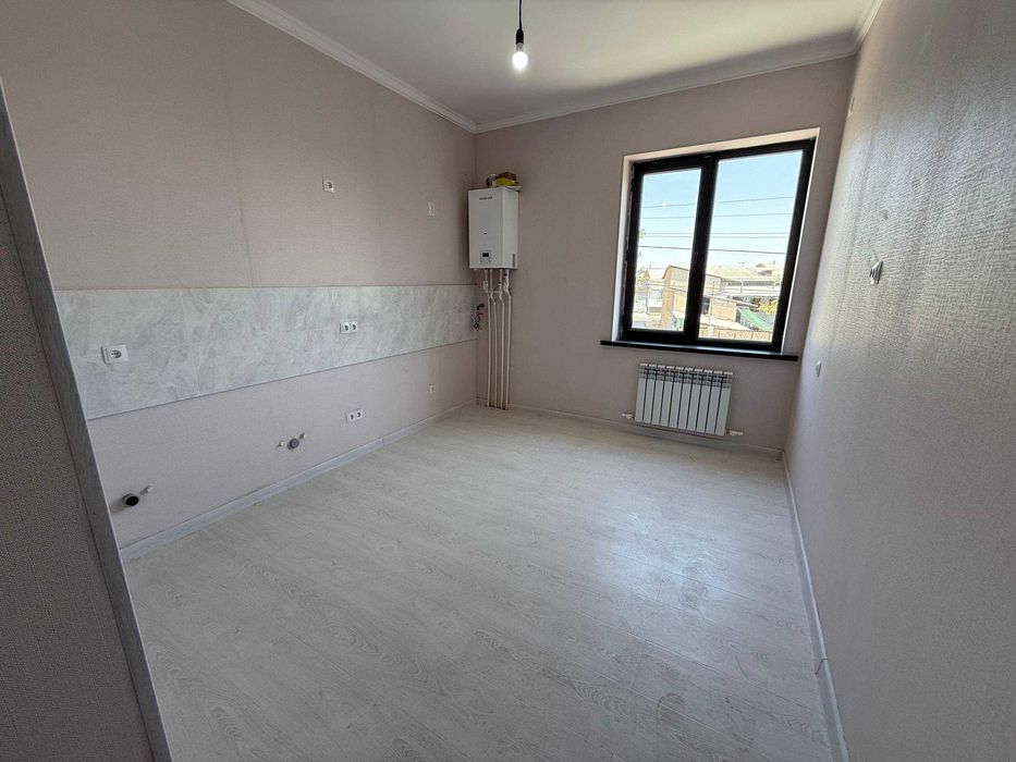 СРОЧНО !! Продается квартира в Яшнабаде 2/2/2 ( 54 кв/м ) Уйсозлар