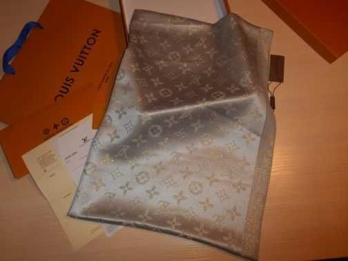 Eșarfă pentru femei Louis Vuitton 319