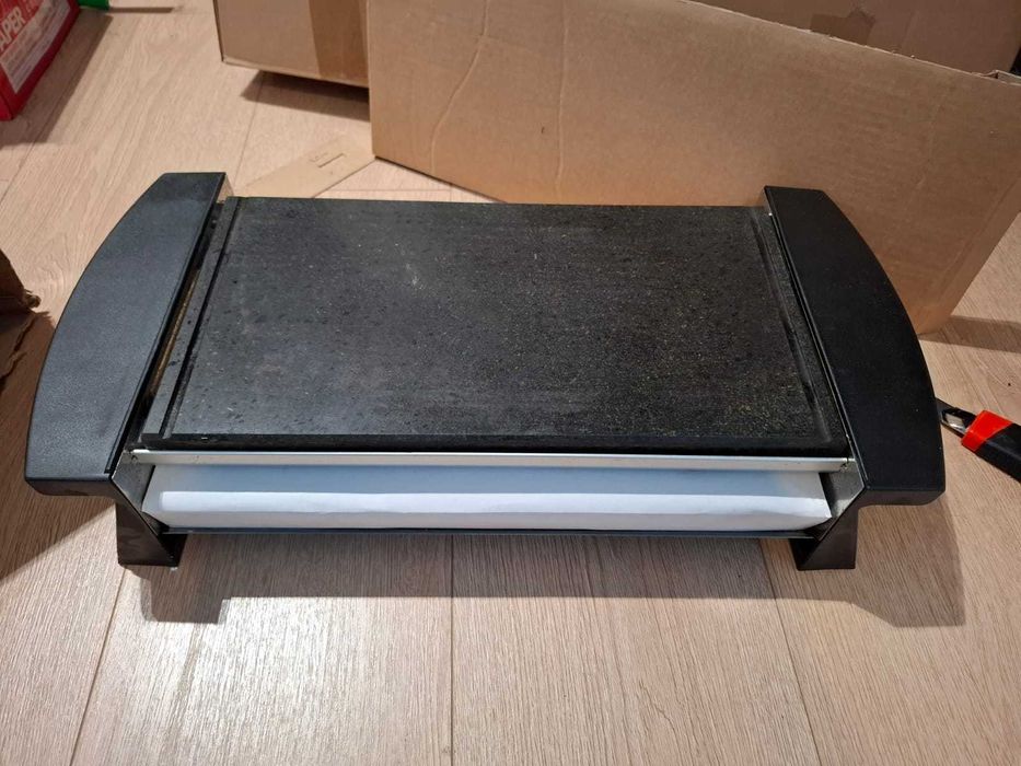 Mașină pătrată pentru raclette și plancha