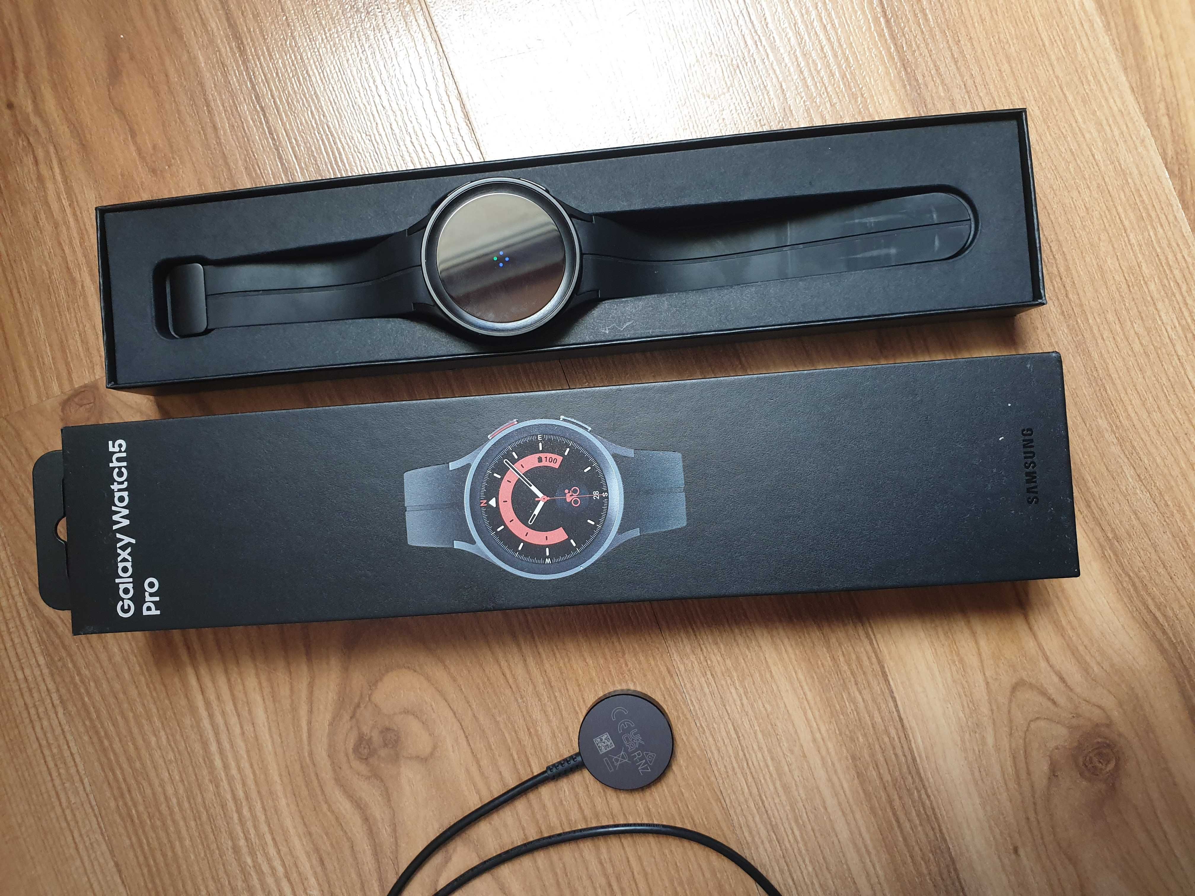 Смарт часовник - Galaxy Watch5 Pro