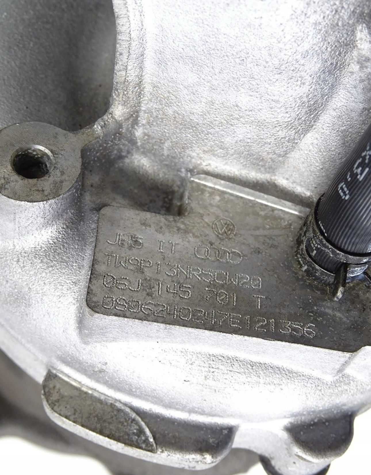 Turbina VW Passat B7 2.0 TFSI cod turbina 06J145701T
