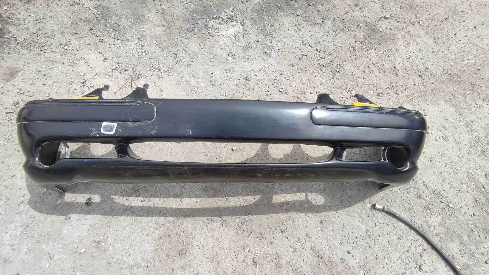 Продам бампер w210 мерс