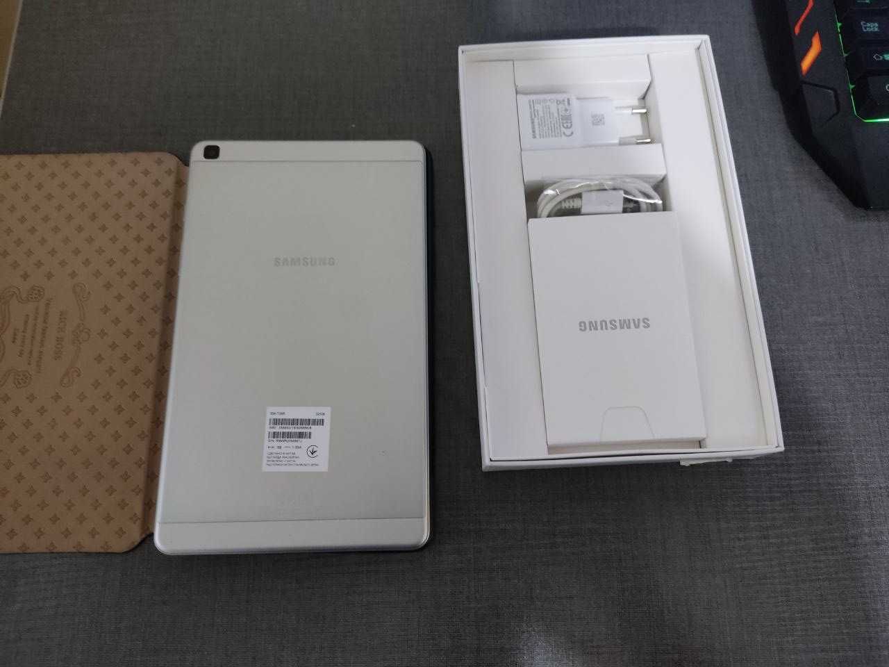 Planshet Galaxy Tab A8.0 Sotiladi