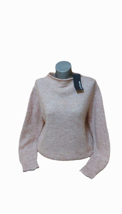 Нов пуловер SOULMATE 40%MOHAIR 35% вълна.размер XL.