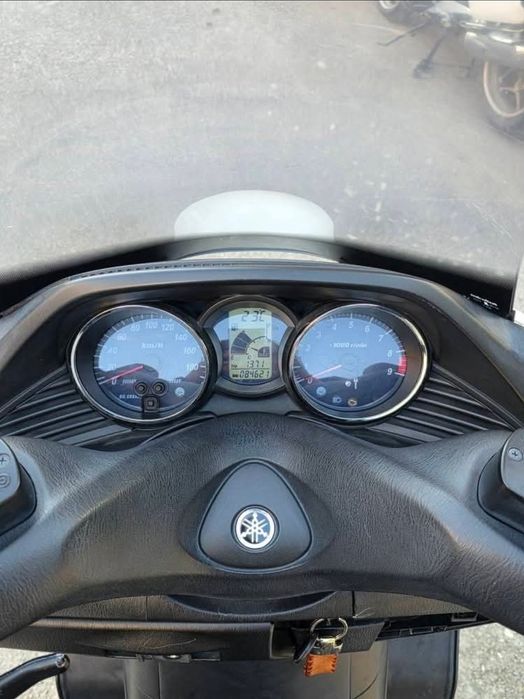 Yamaha Majesty 400 2011 proprietar