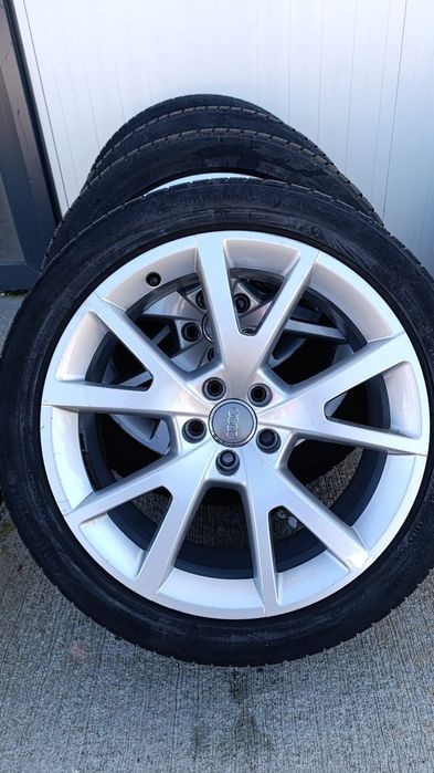 Jante originale Audi+Anvelope Continental 235-45/ R-19 99 v m+s