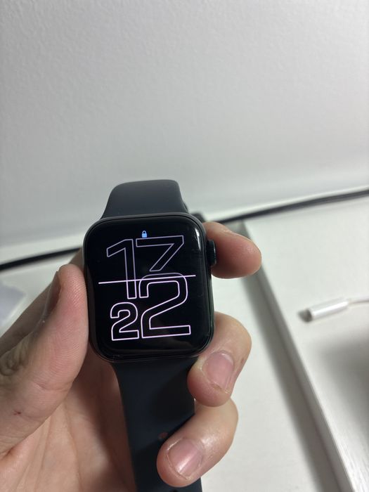 Apple watch se 40мм (gen 2) торг уместен