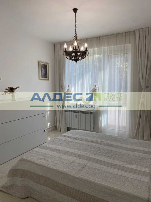 Продава се Двустаен апартамент в София, Докторски паметник - 58 кв.м за 5604 €/кв.м - Снимка #14