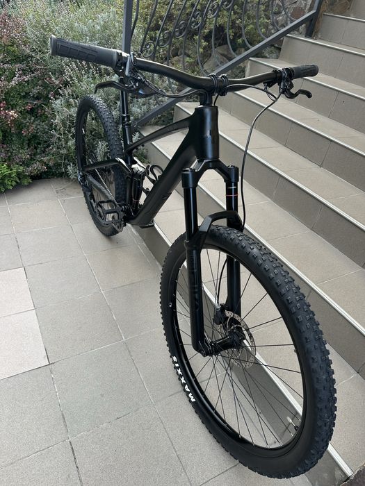 Bicicleta Cube Stereo One 144 Carbon