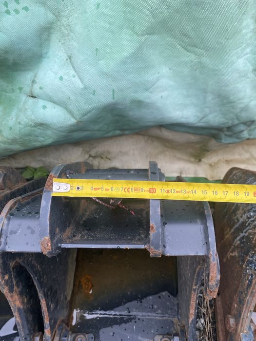 Cupa miniexcavator 1,6— 2 to