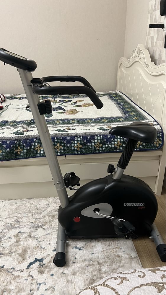 Шкаф, кресло IKEA