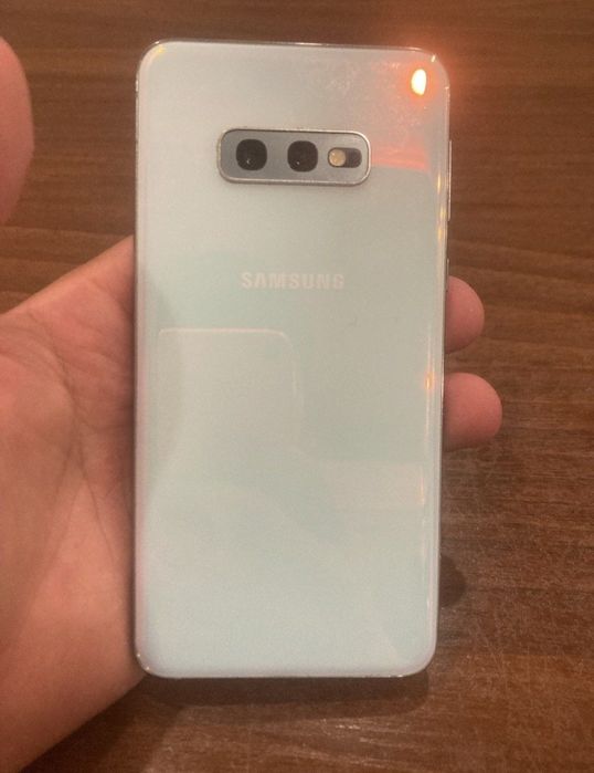 Galaxy samsung s10 e