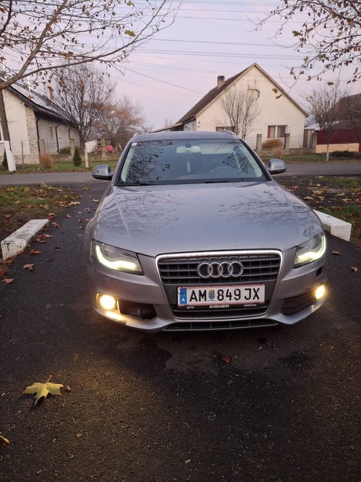 Vând Audi a 4 b8 negociabil