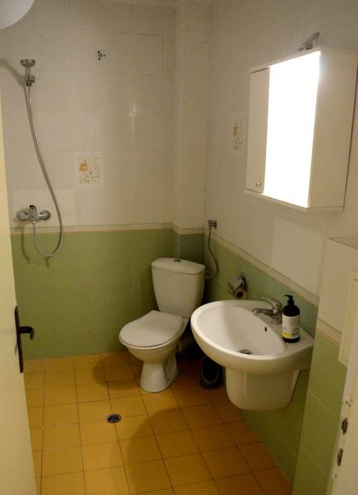 Дава се под наем Двустаен апартамент в Пловдив, Кършияка - 75 кв.м за 325 € - Снимка #4