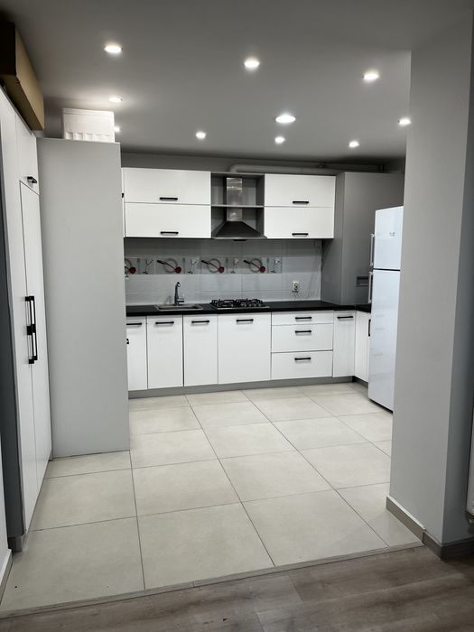 Bucatarie de vanzare