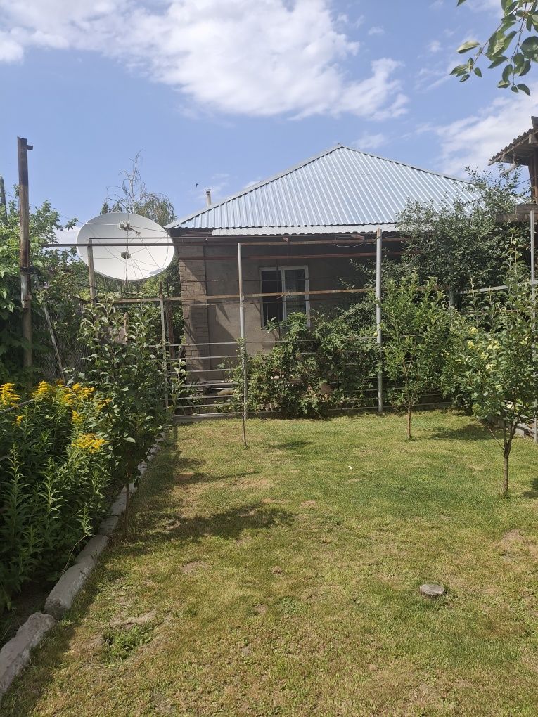 Продам дом, в городе